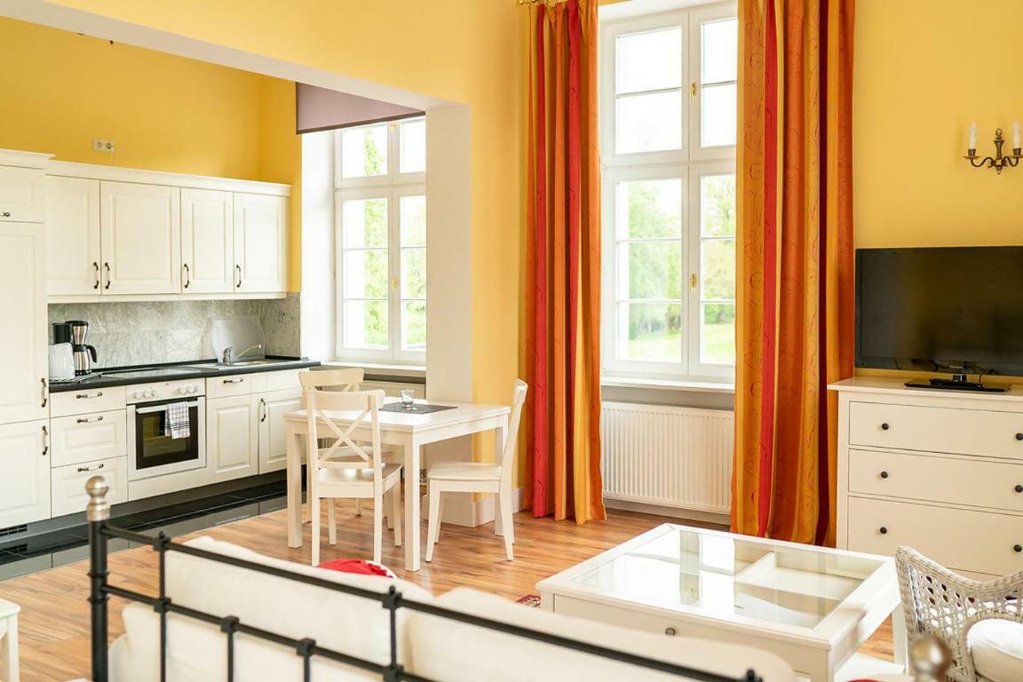 Apartamento Gutshaus Gross Helle Mölln Exterior foto